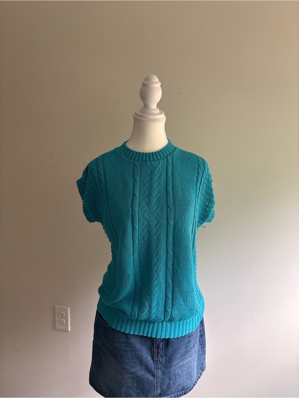 Glamour Teal Cable Knit Short-Sleeve Crew Sweater